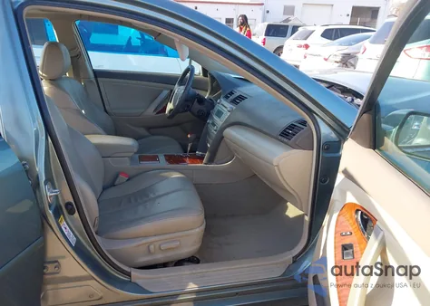 2008 Toyota Camry Le V6/Se V6/Xle V6 z USA, uszkodzony, nr VIN 4T1BK46K98U564782